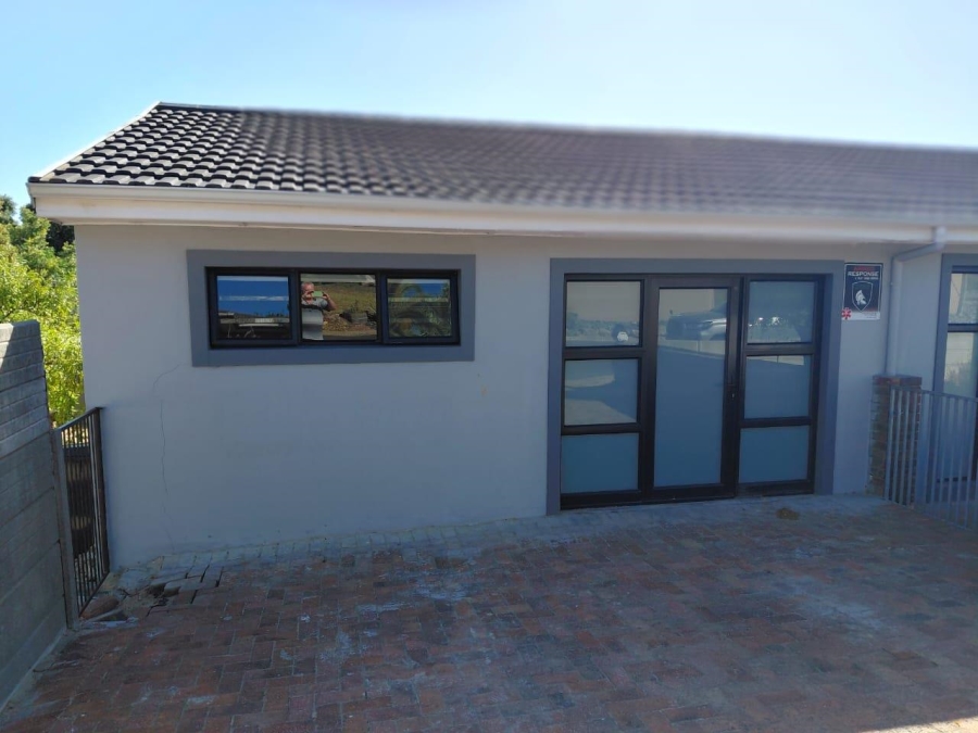 To Let 1 Bedroom Property for Rent in Protea Heights Western Cape